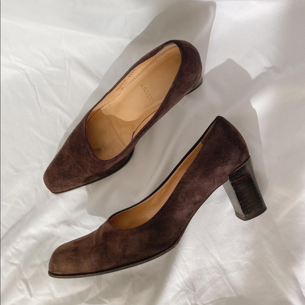 Vintage Suede Heels